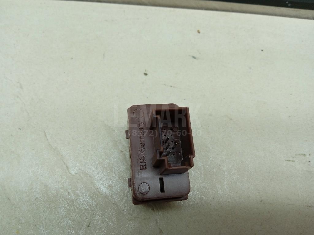 Кнопка открывания багажника для  Astra HD 8 2005-2011