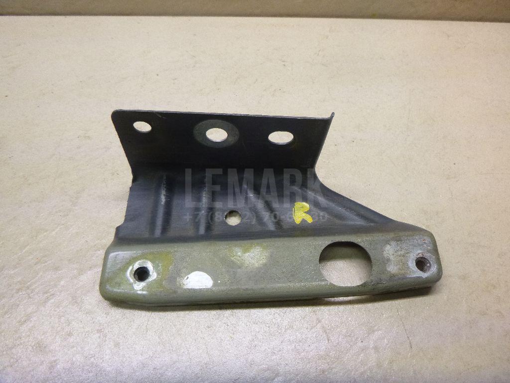 Кронштейн крепления крыла F3180JD0M0 Nissan