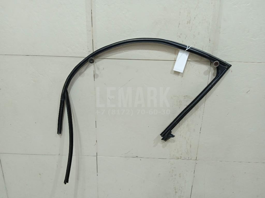 Уплотнитель стекла двери для  BMW 6-serie E63 2004-2009