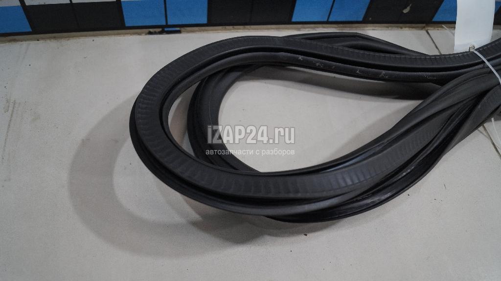 8U0831721A Уплотнитель двери VAG Q3 (8U) (2012 - 2018)
