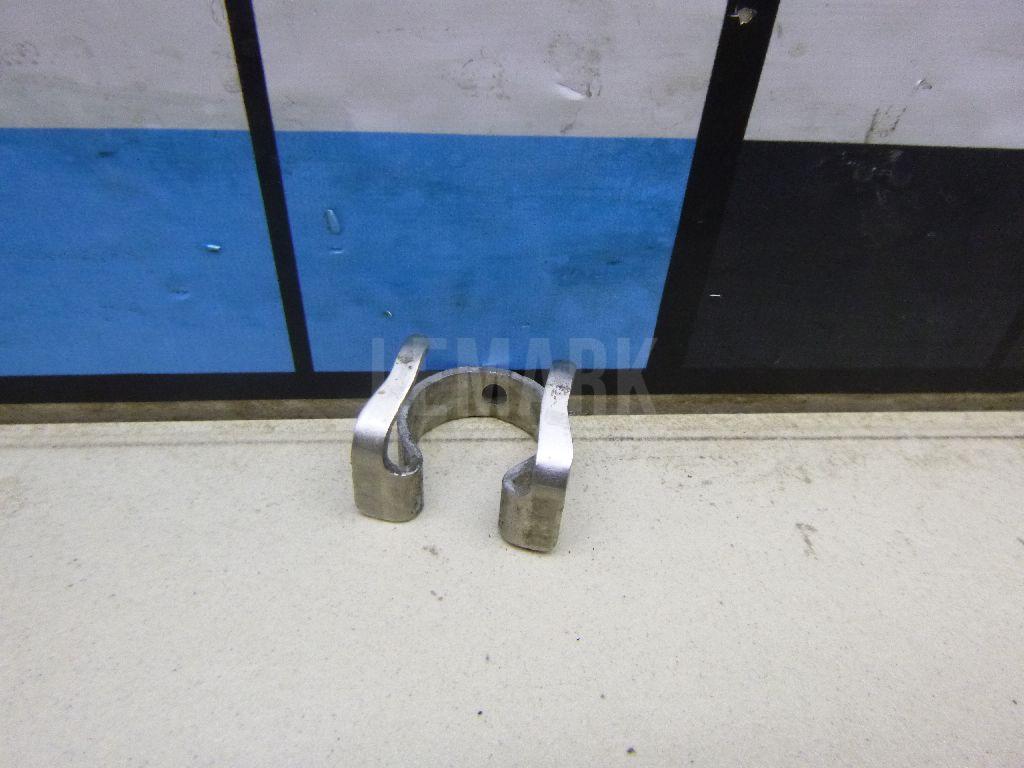 Крепеж форсунки 166124BB0A Nissan