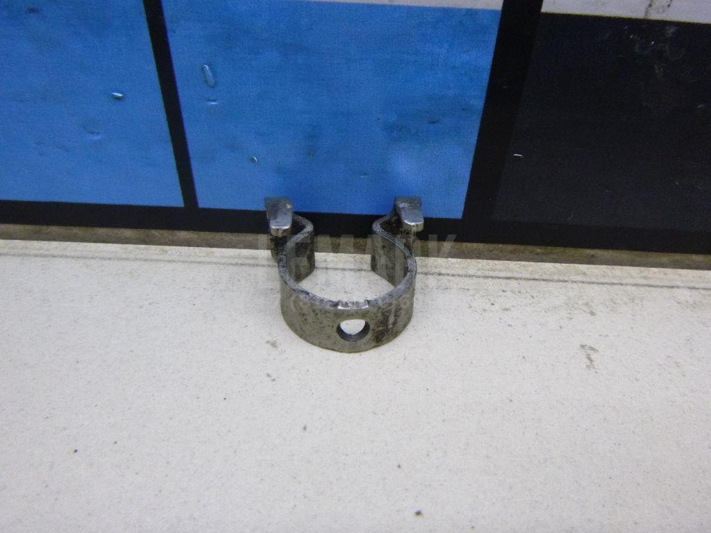 Крепеж форсунки 166124BB0A Nissan