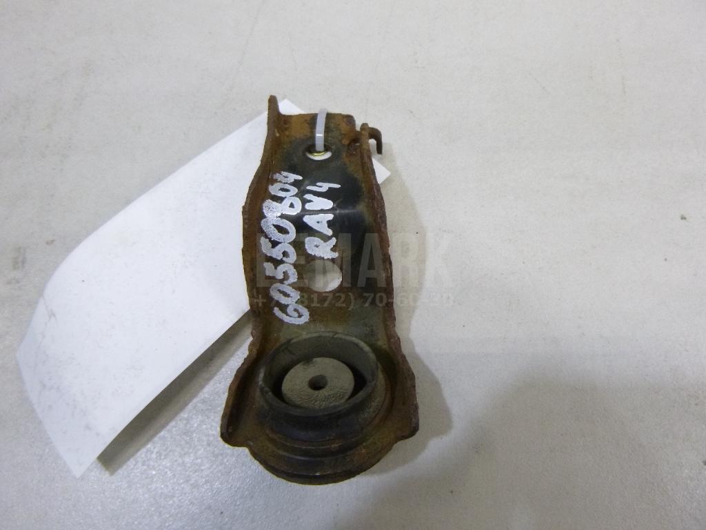Кронштейн радиатора 1653328030 Toyota