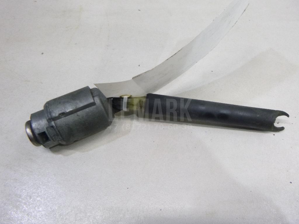 Тяга замка капота 1355231 Ford