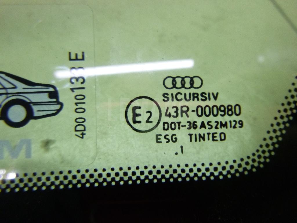 Стекло кузовное глухое правое для  Audi