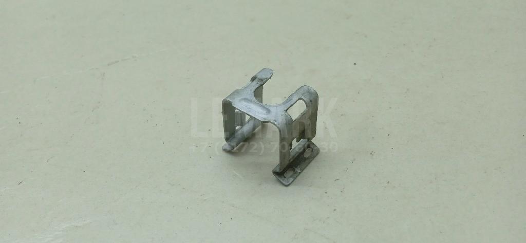 Крепеж форсунки 1429835 Ford