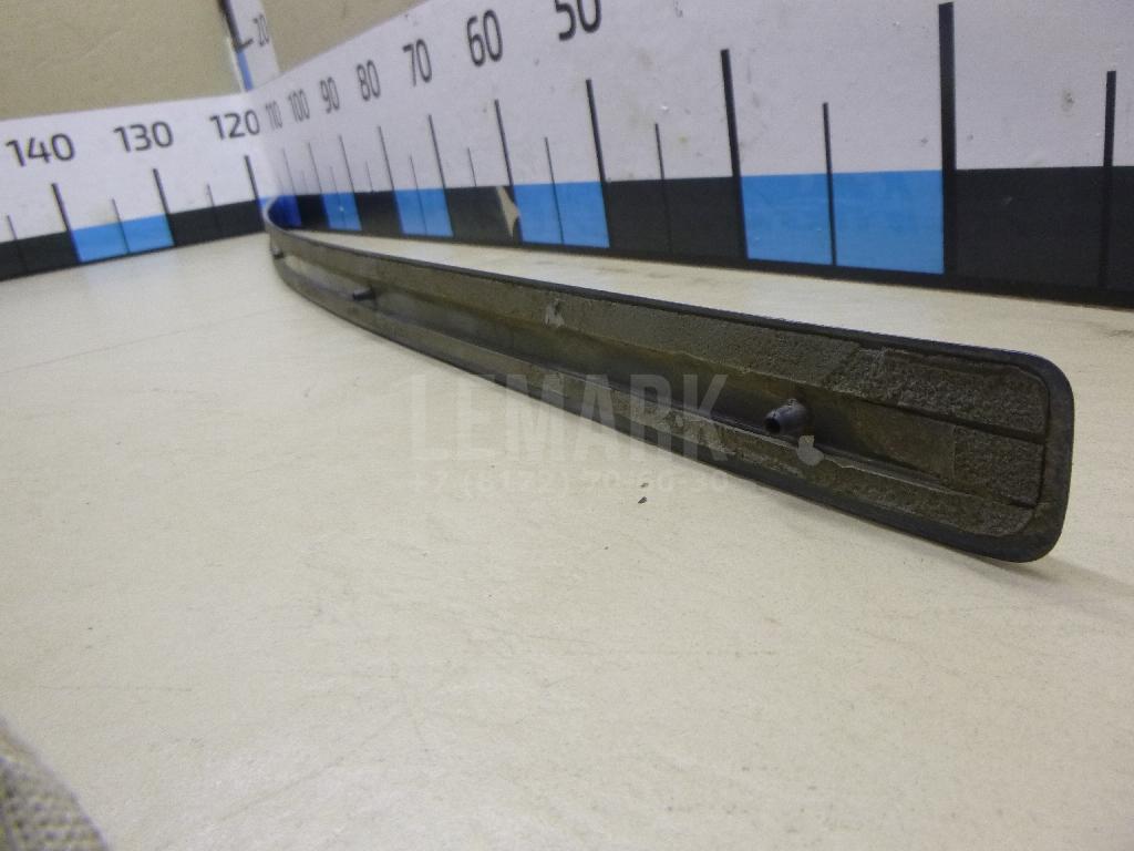 Молдинг передней правой двери для  Daewoo Espero 1991-1999