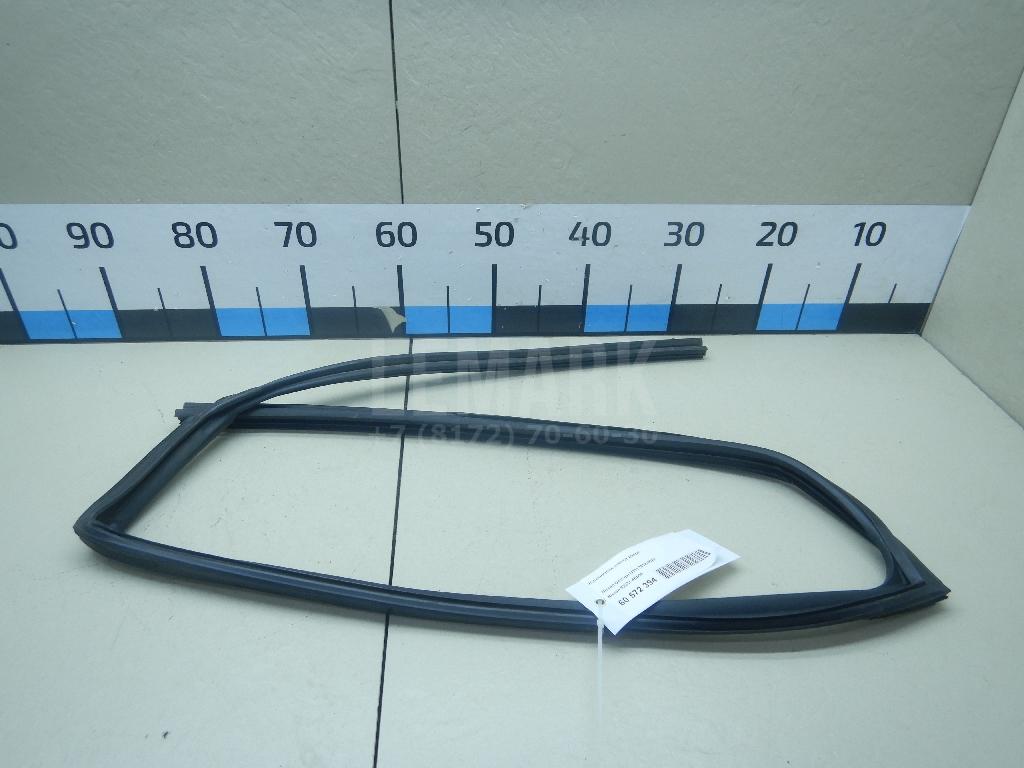 Уплотнитель стекла двери 823314EA0A Nissan