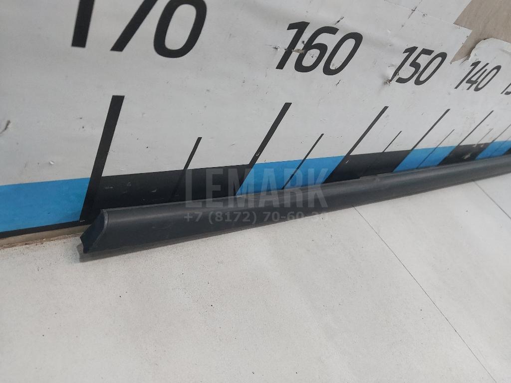 Накладка стекла переднего левого для  BMW X6 F16/F86 2014-2020