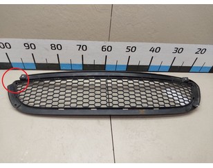 Решетка в бампер для Ssang Yong Kyron 2005-2015 б/у состояние удовлетворительное