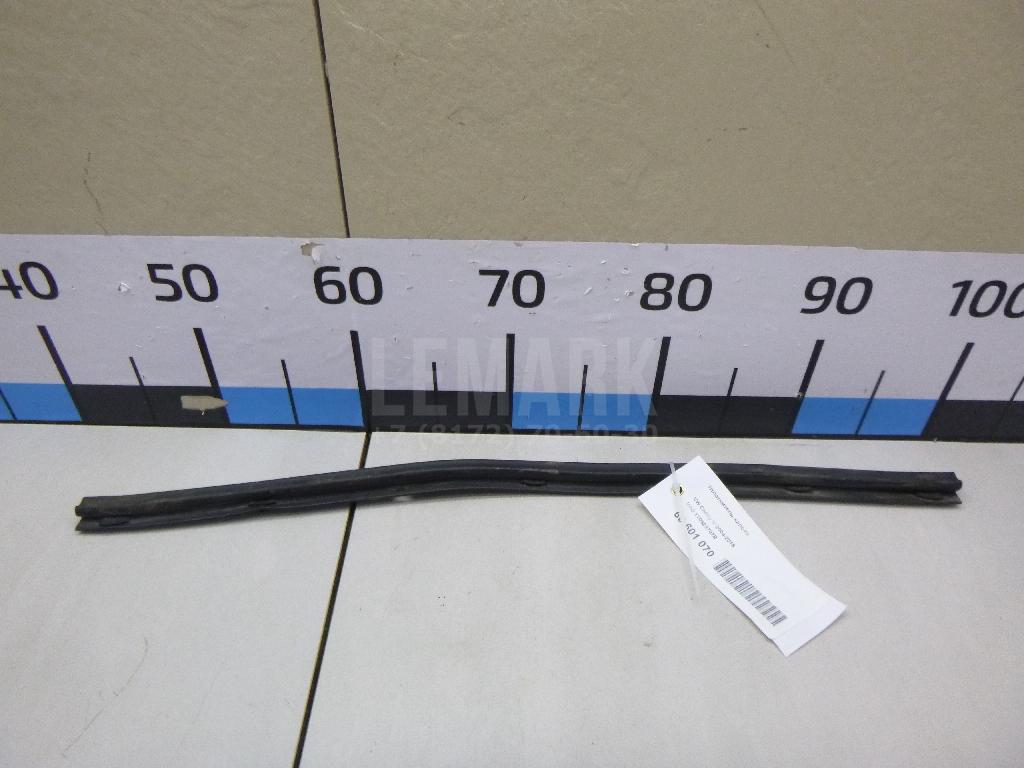 Уплотнитель капота 1T0823707B VAG