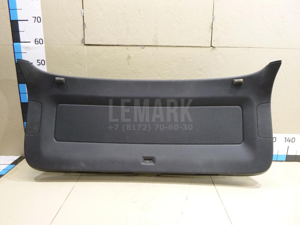 Обшивка двери багажника 5N0867601A82V VAG