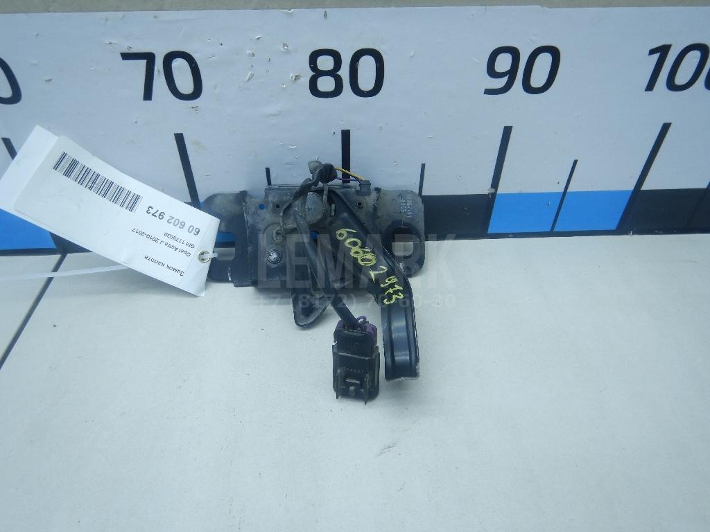 Замок капота 1178039 GM