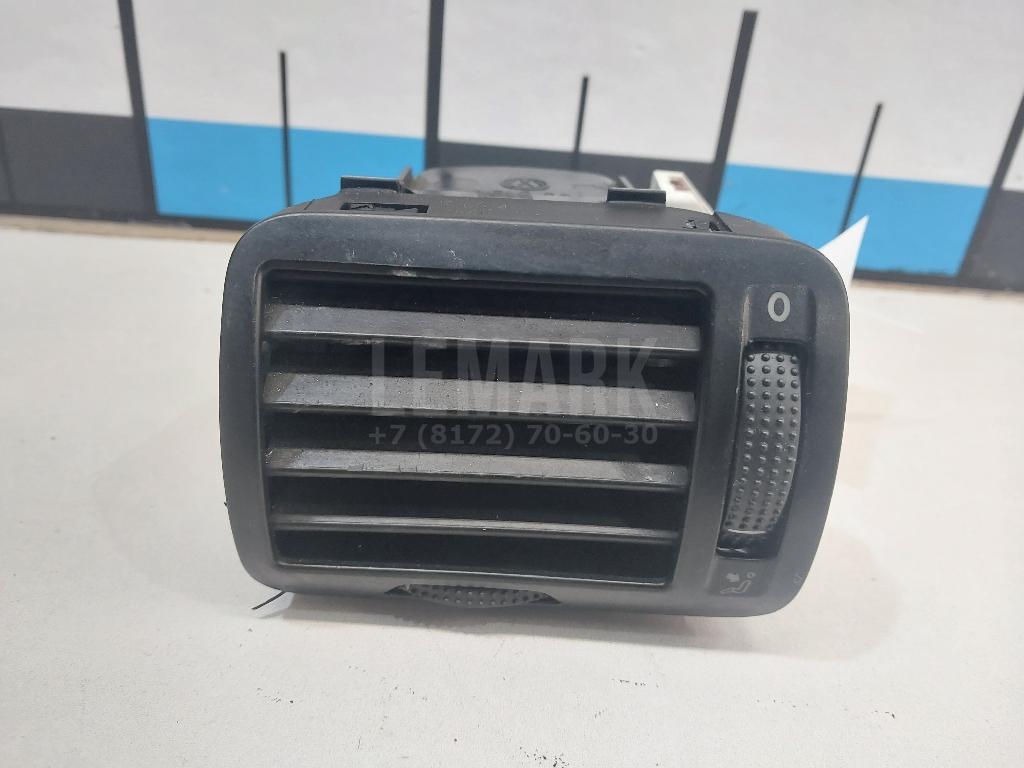 Дефлектор воздушный 3B0819703D2AQ VAG