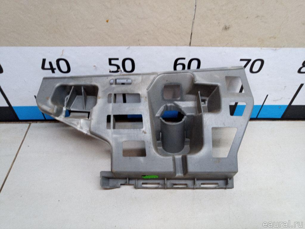 Кронштейн переднего бампера левый