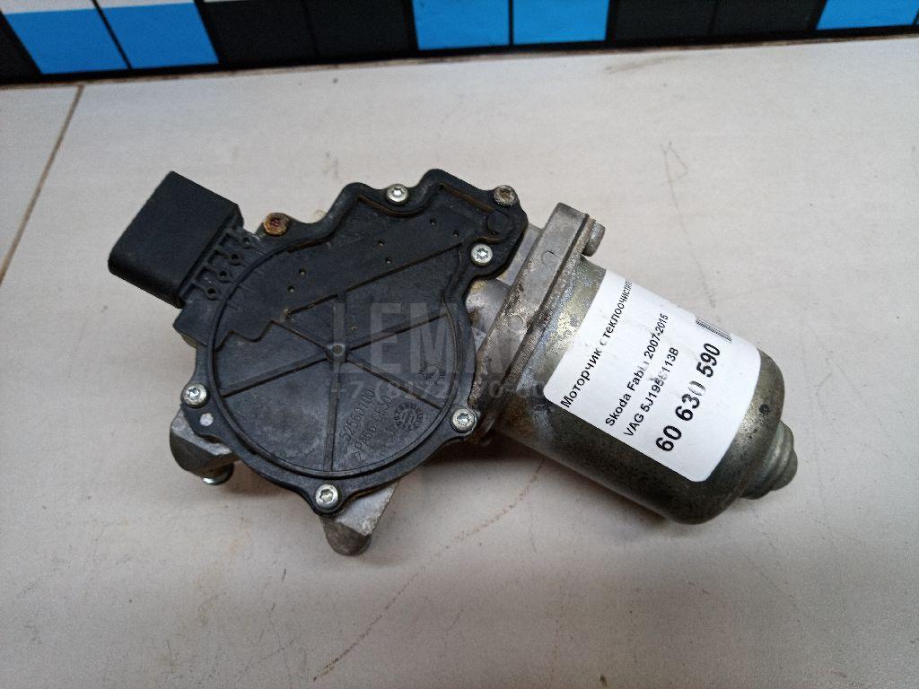Моторчик стеклоочистителя передний 5J1955113B VAG
