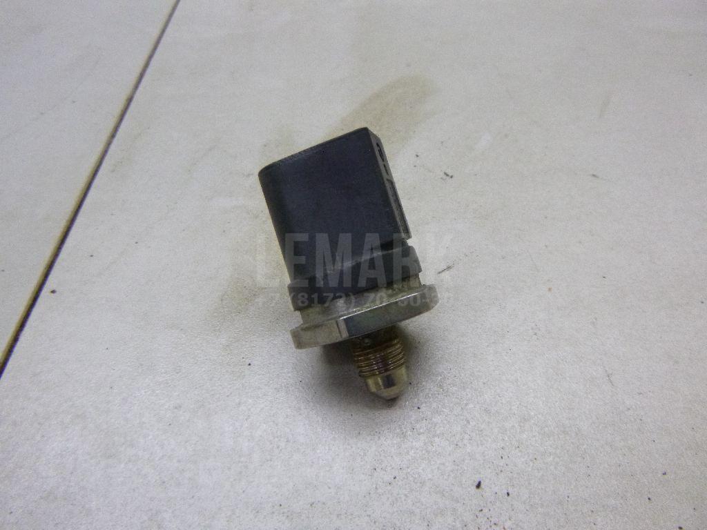 Датчик давления топлива 06J906051B VAG