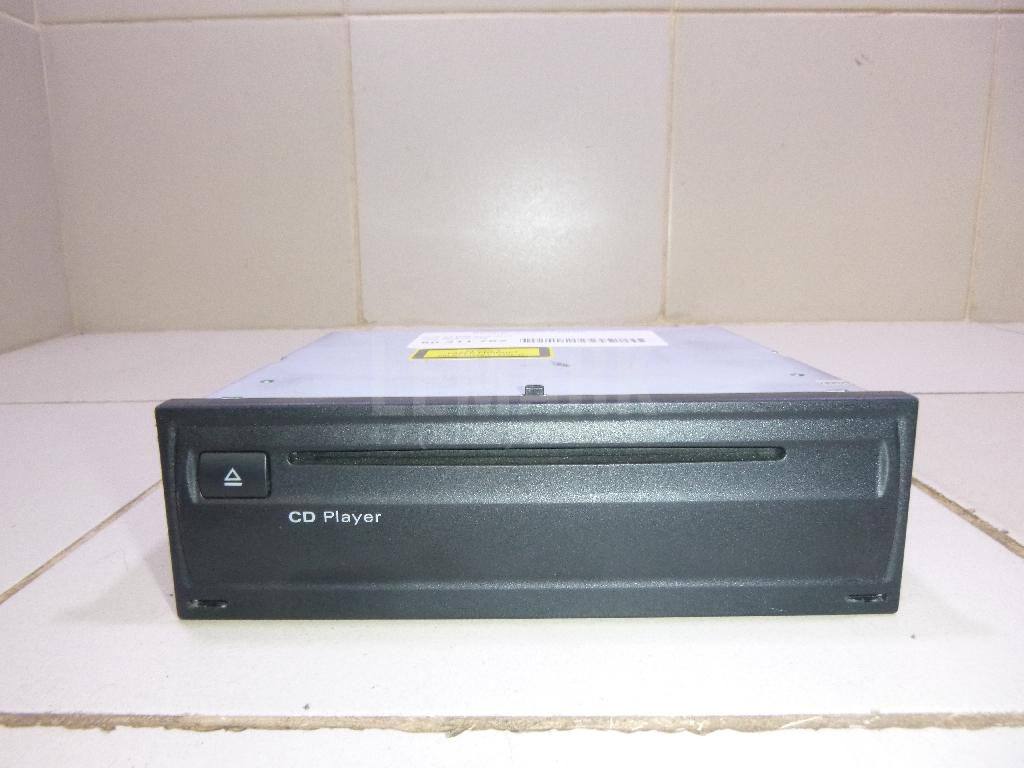 Проигрыватель CD/DVD