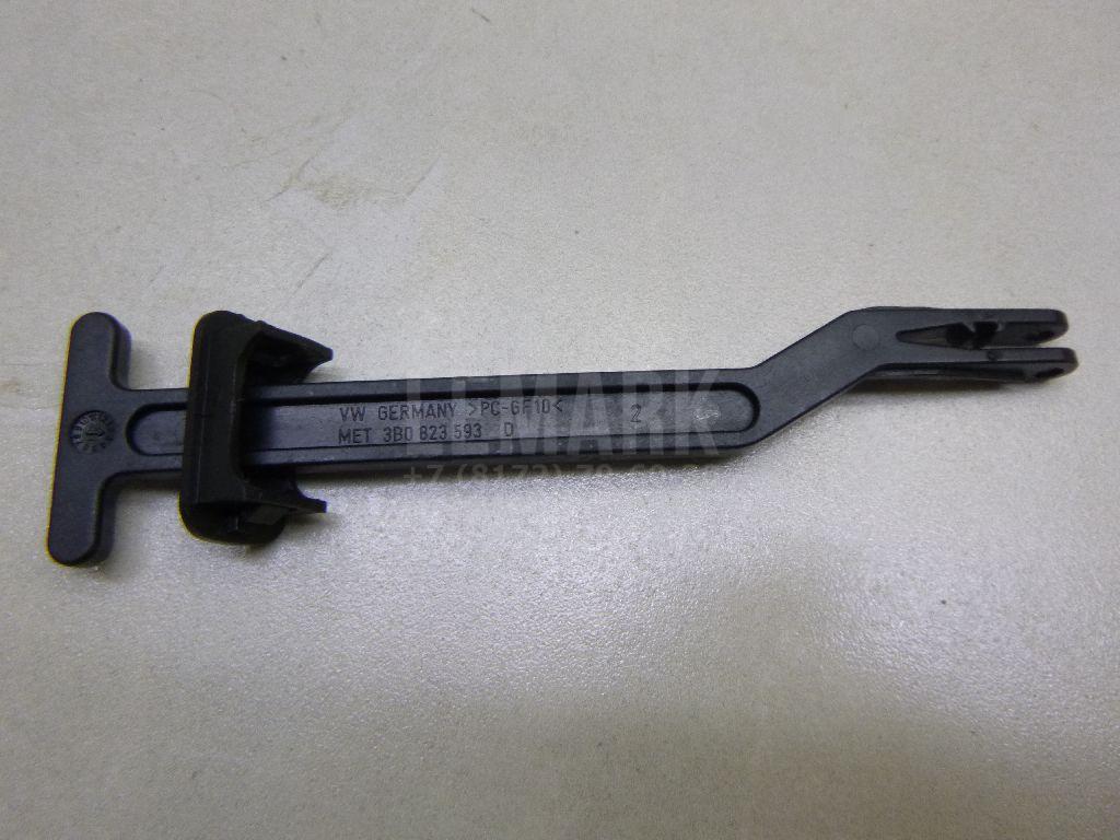Крючок капота 3B0823593D VAG