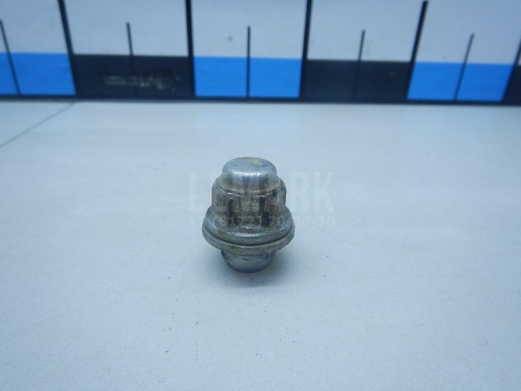 Гайка колеса 3880A008 Mitsubishi