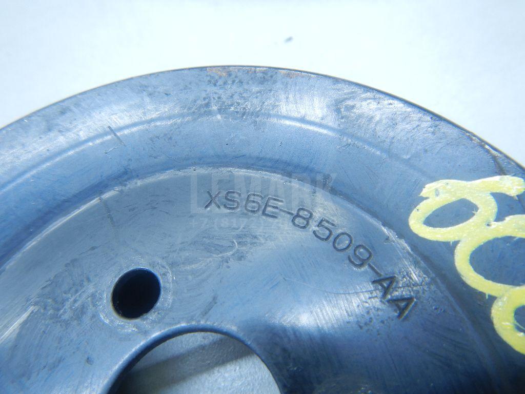 Шкив водяного насоса (помпы) для  Ford Fiesta 2001-2008