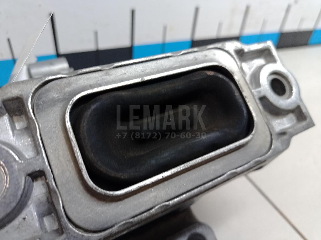 Опора двигателя правая для  BMW X4 F26 2014-2018