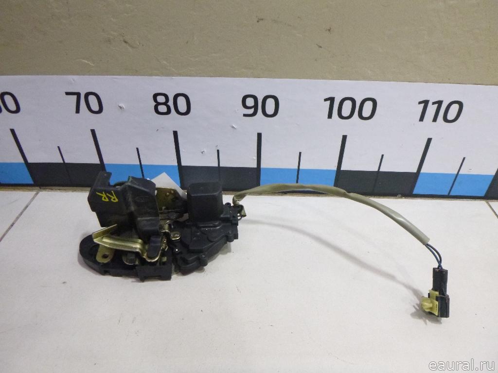 Замок двери задней правой