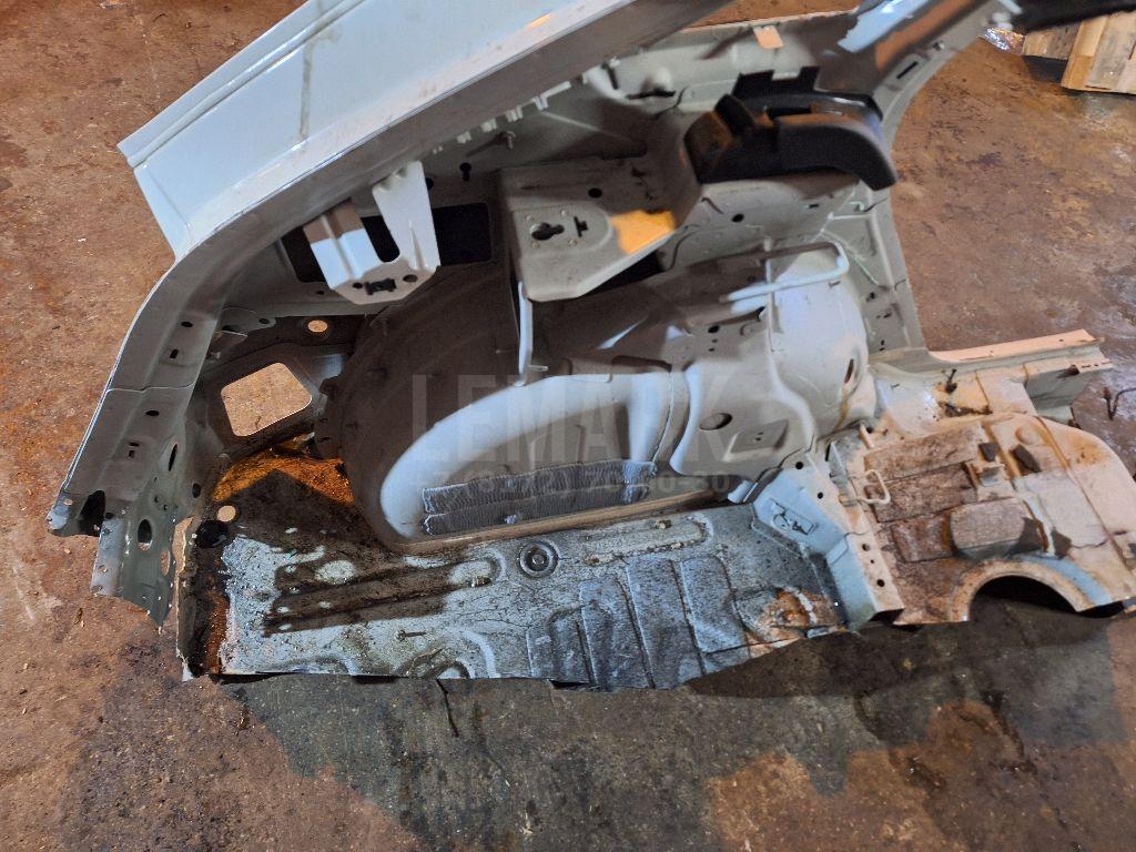 Крыло заднее левое для  BMW 3-serie E90/E91 2005-2012
