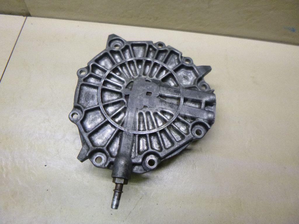 Крышка КПП 5205662 Ford