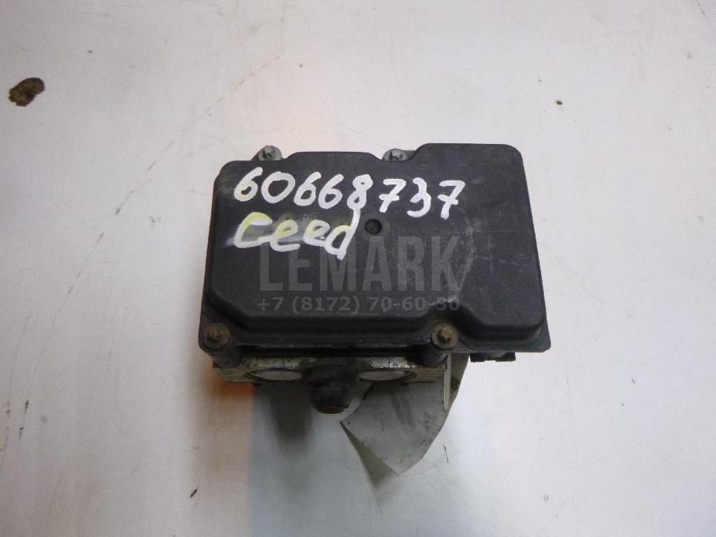 Блок ABS (насос) 589201H300 Hyundai-Kia