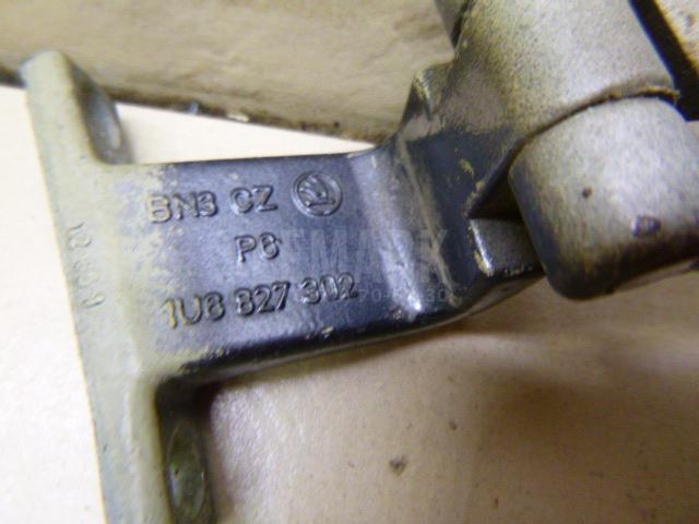 Петля двери багажника 1U6827302 VAG