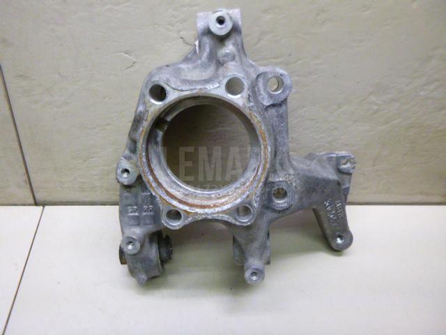 Кулак поворотный задний правый 3C0505436G VAG
