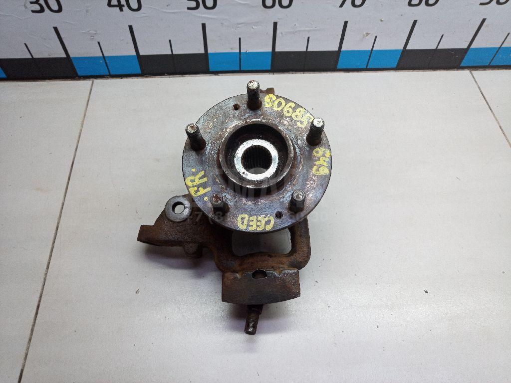 Кулак поворотный передний правый 517161H500 Hyundai-Kia
