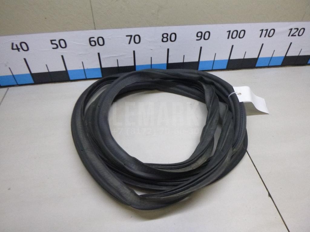 Уплотнитель багажника 5JA827705L VAG