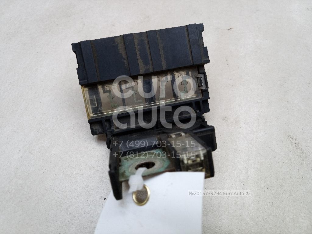 Nissan 24380-79915 Блок предохранителей