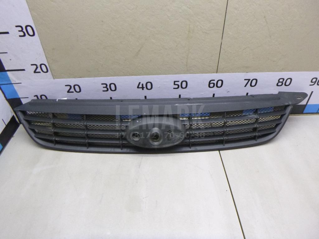 Решетка радиатора 1676410 Ford