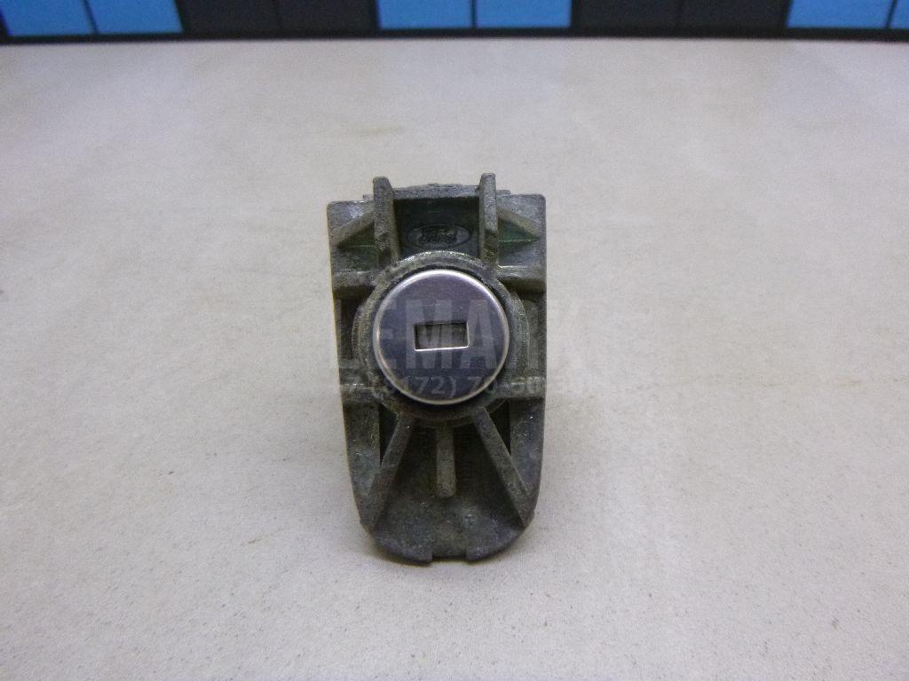 Вставка замка двери 1552849 Ford