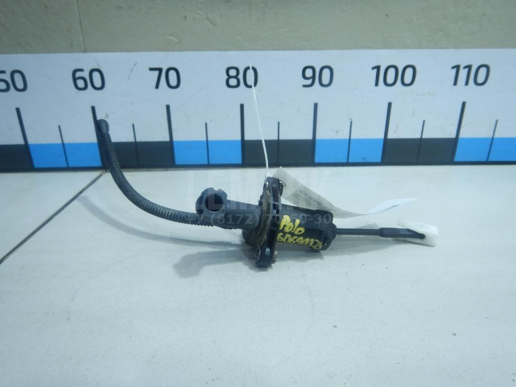 Цилиндр сцепления главный 6RU721405A VAG