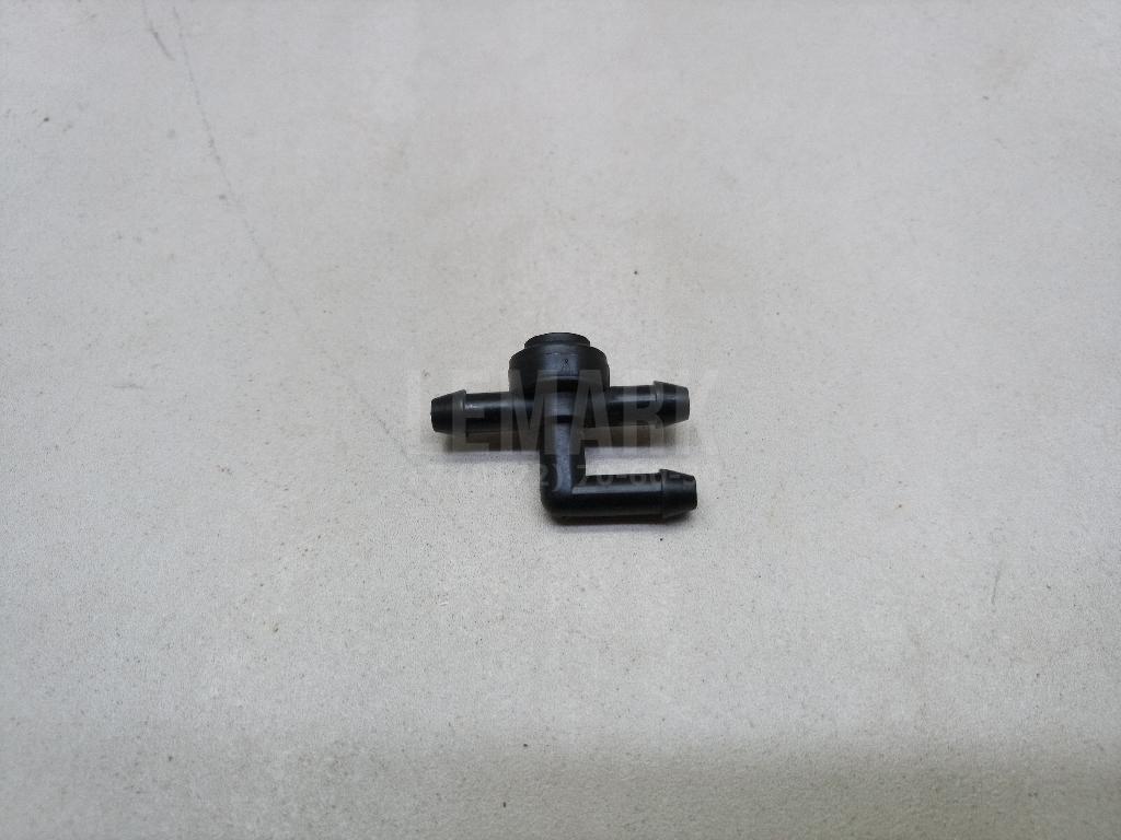 Переходник шланга омывателя 28937JD00A Nissan