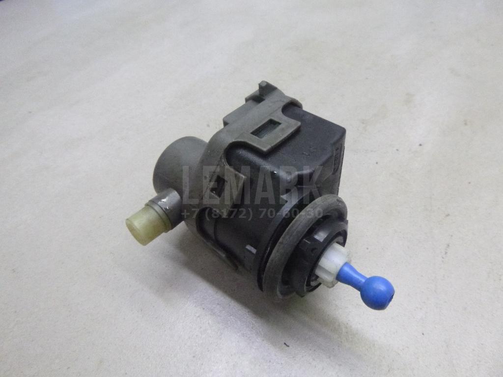 Моторчик корректора фары 26056AU300 Nissan