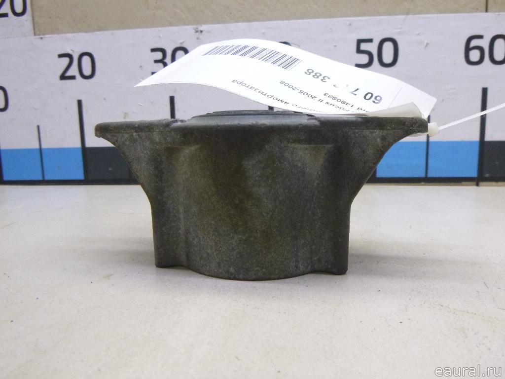 Опора заднего амортизатора