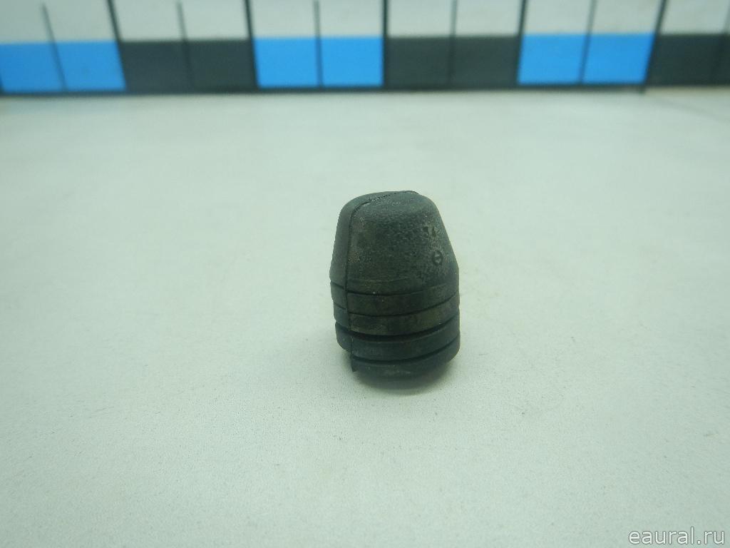 Отбойник капота