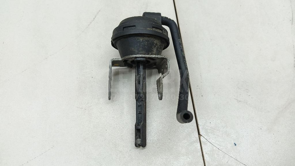 Клапан вакуумный 03C129061B VAG