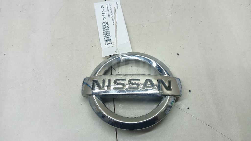 Эмблема 62890JD000 Nissan