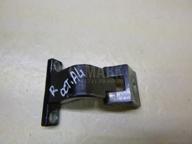Петля двери багажника 1U6827302 VAG