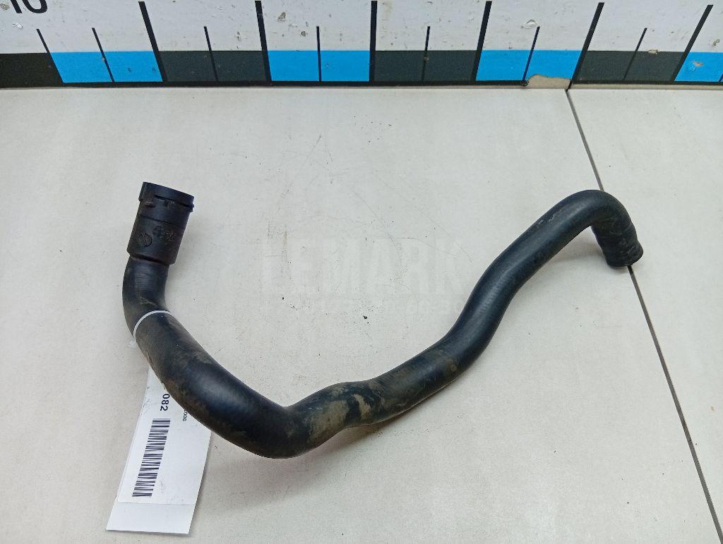 Патрубок отопителя 8D0819371H VAG