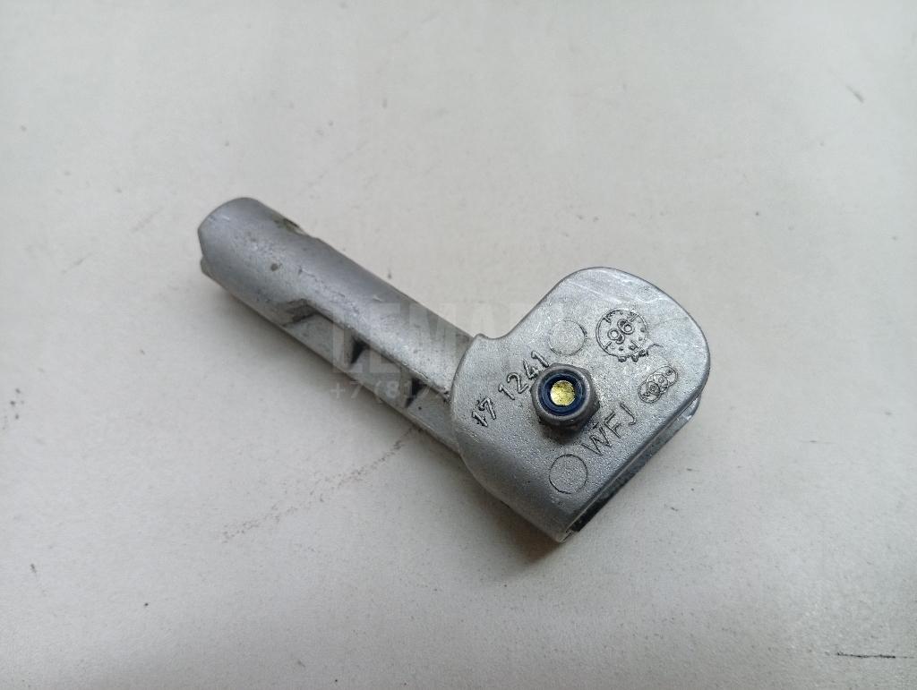 Вилка включения передачи 8D0711159A VAG