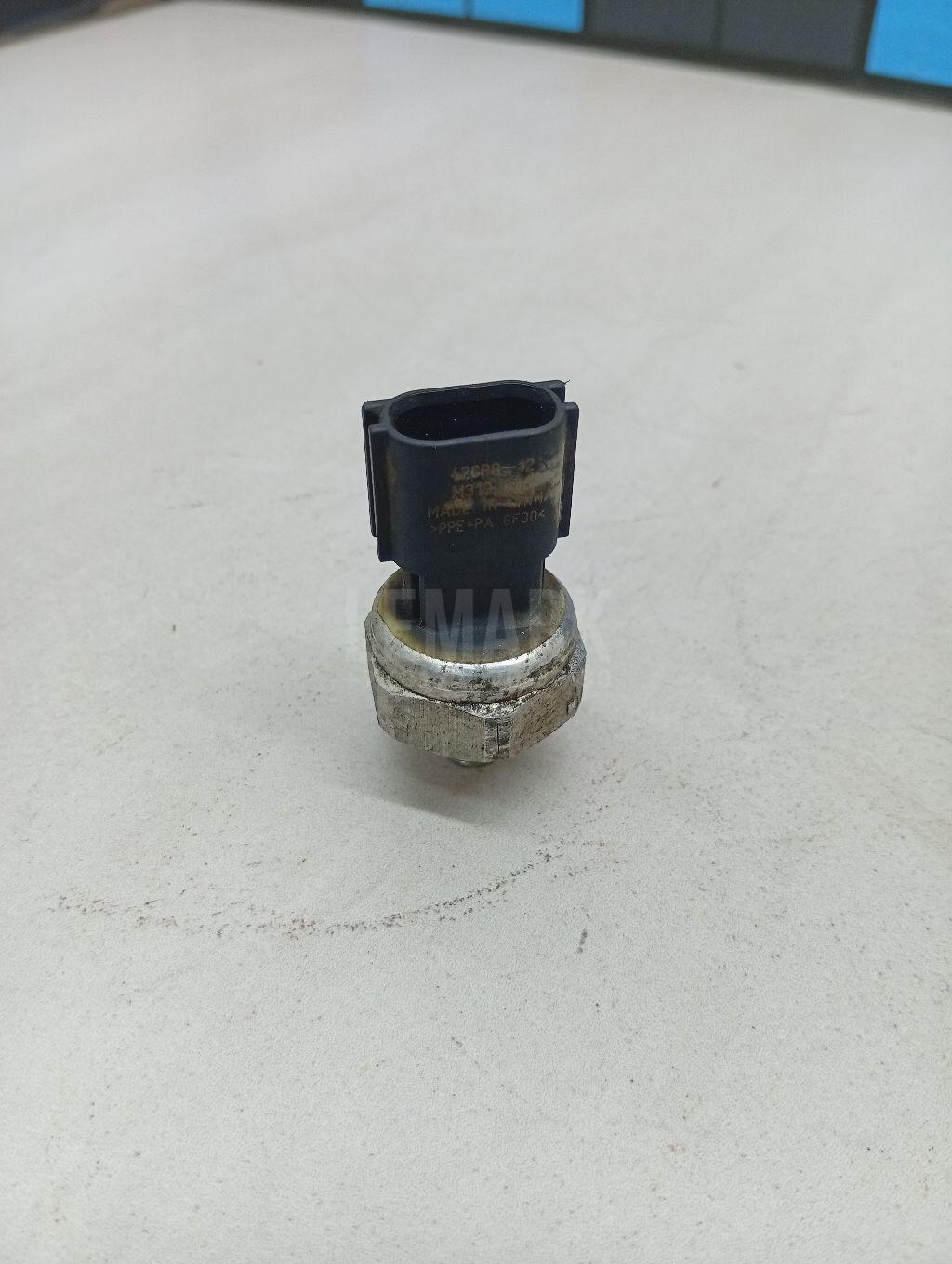 Датчик кондиционера 977213K000 Hyundai-Kia