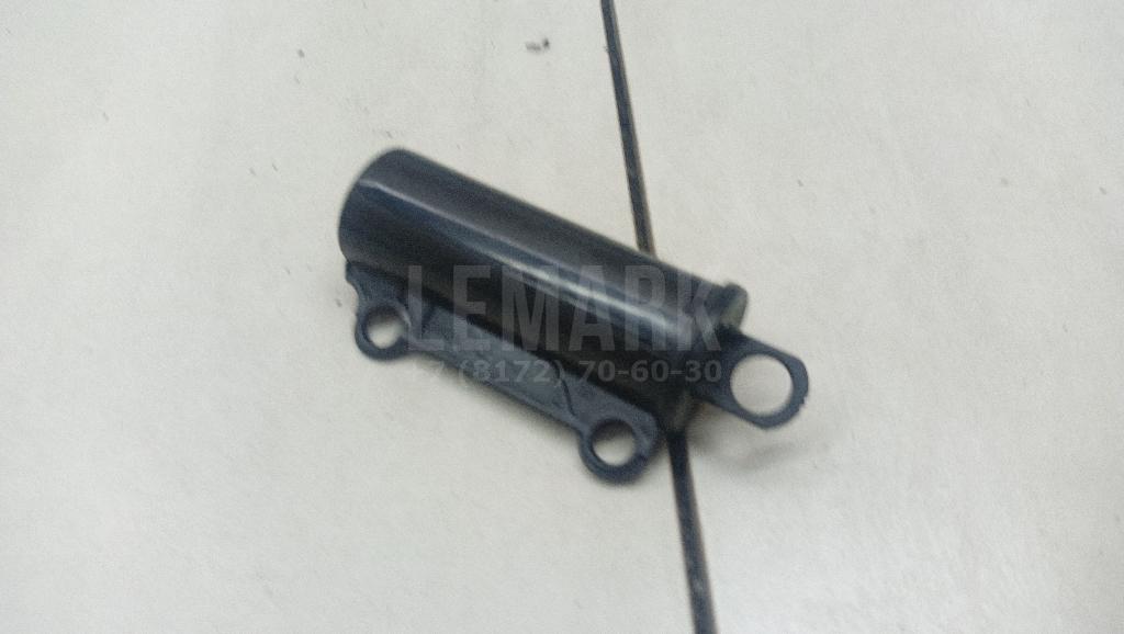 Демпфер бардачка 845482H000 Hyundai-Kia