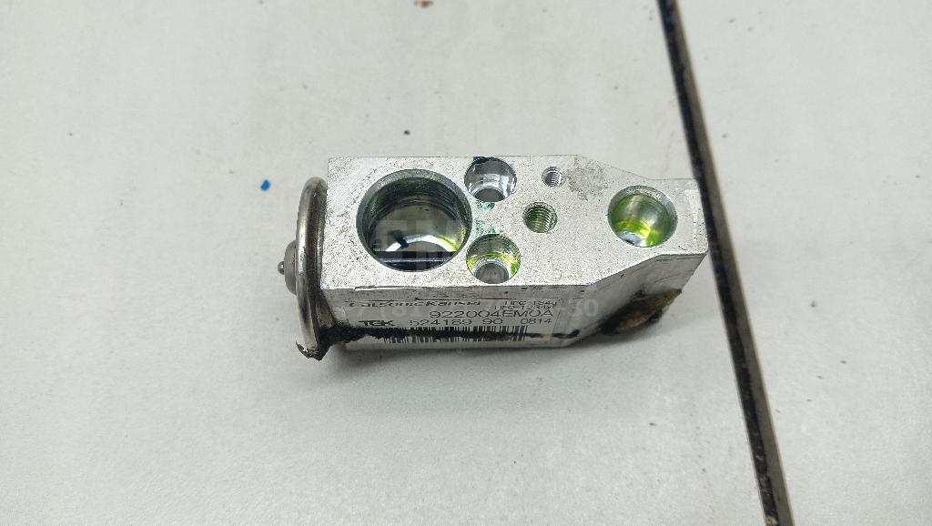 Клапан кондиционера 922004EM0A Nissan